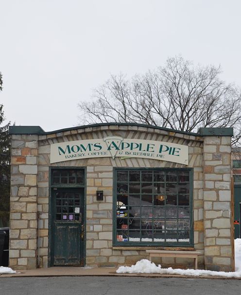 Mom's Apple Pie, Leesburg VA